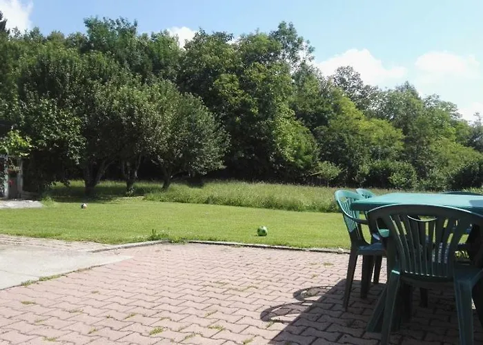 Nocleg ze śniadaniem Tisoi